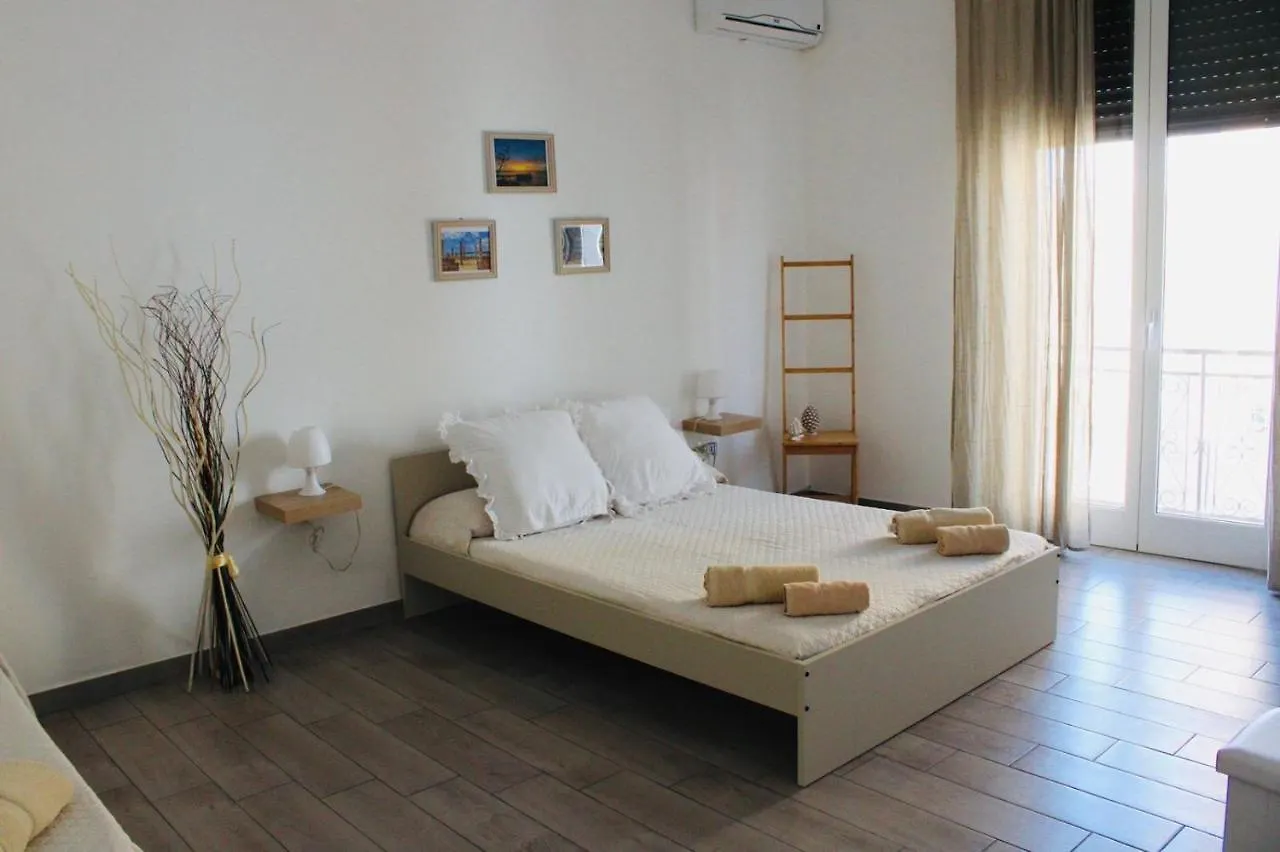 Casa Memento Διαμέρισμα Avola 0*,